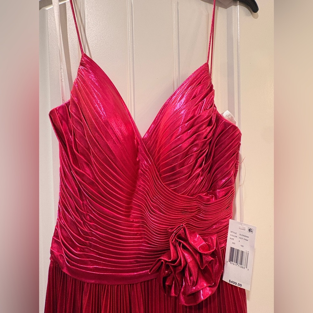 NWT Jovani Hot Pink Metallic V-Neck Spaghetti Strap Pleated A-Line Gown SIZE 4 - Picture 4 of 10